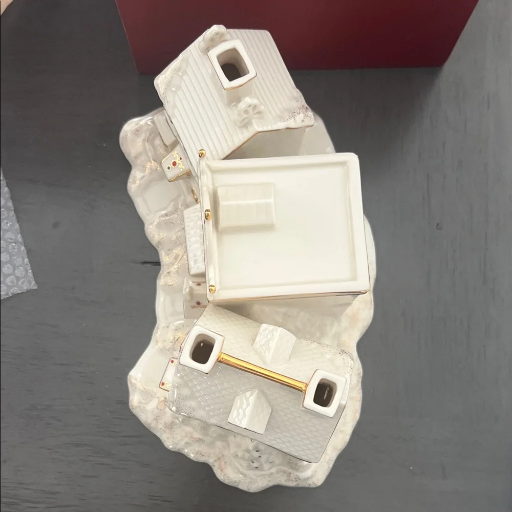 Lenox Mistletoe Park Apothecary, Bakery, and Barber shop - Picture 6 of 10